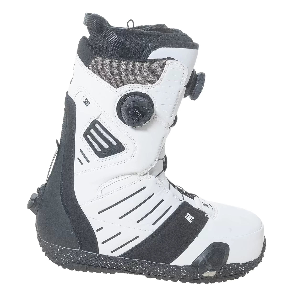11Black/White