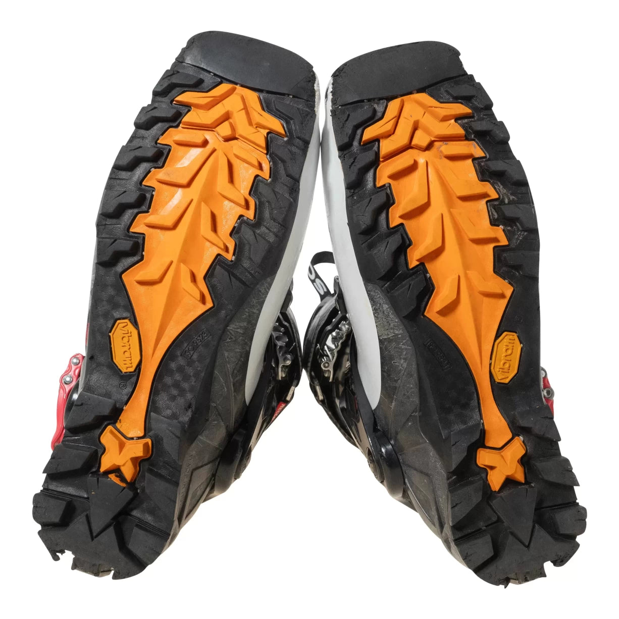 23.5Black