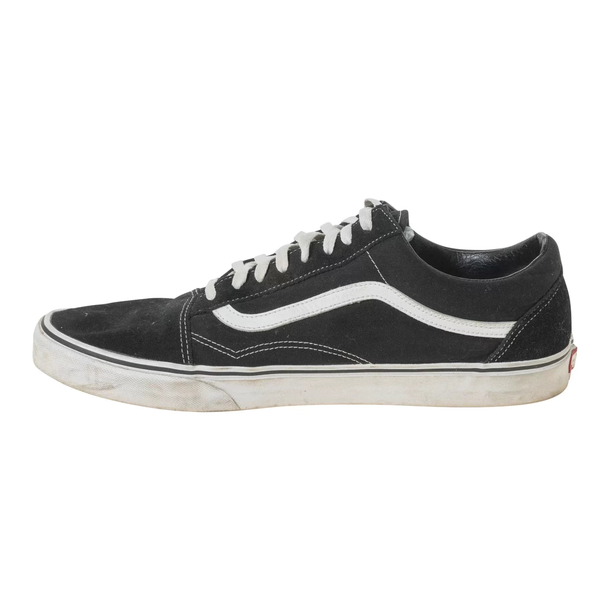 16Black