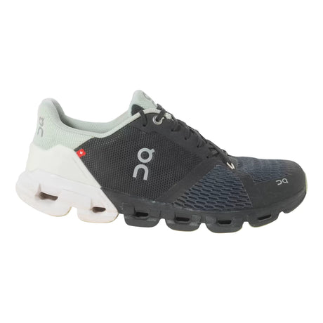 9Black/White