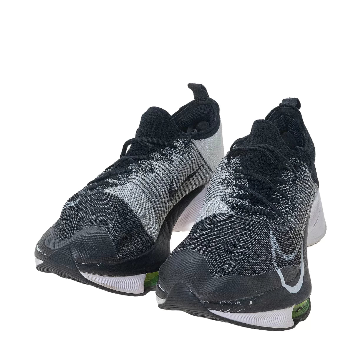 Estimated 9-9.5Black