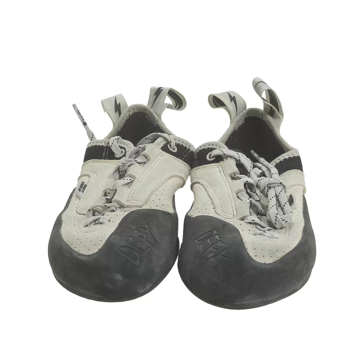 41.0Black/White