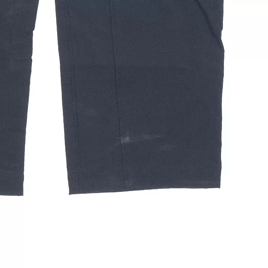 8 / 29Black