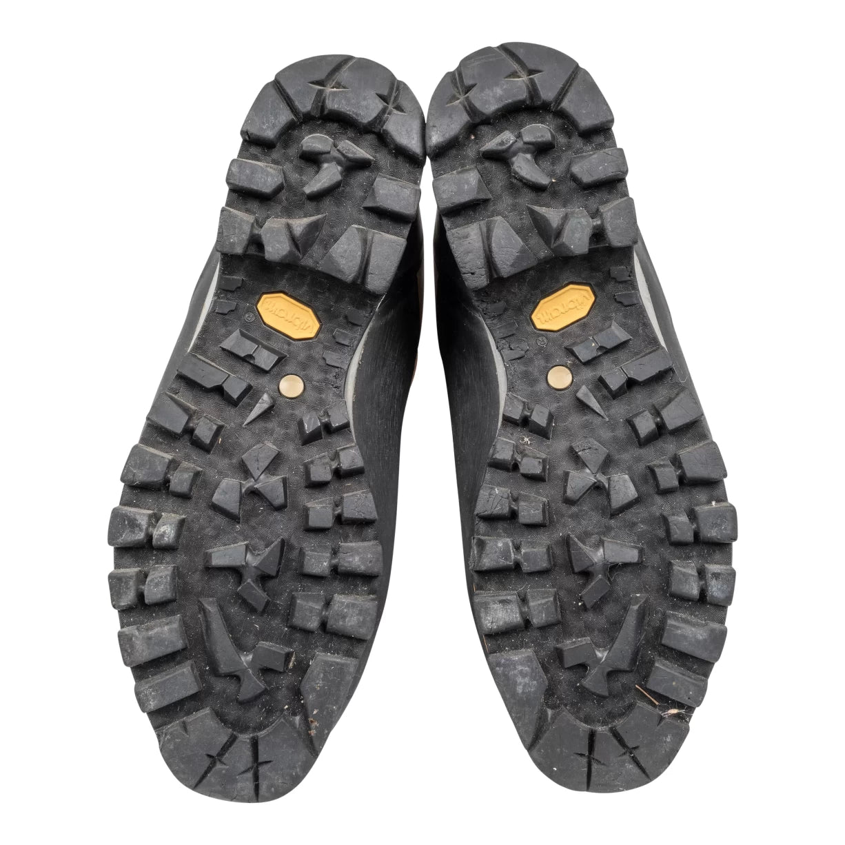 41.0Tan/Black