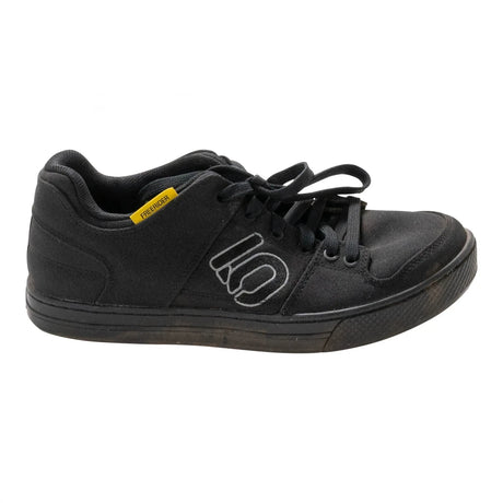 9.5Black