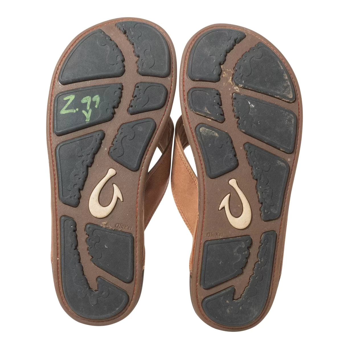 11Brown/Tan