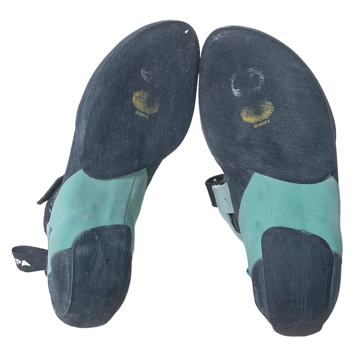 41.0Black/Blue