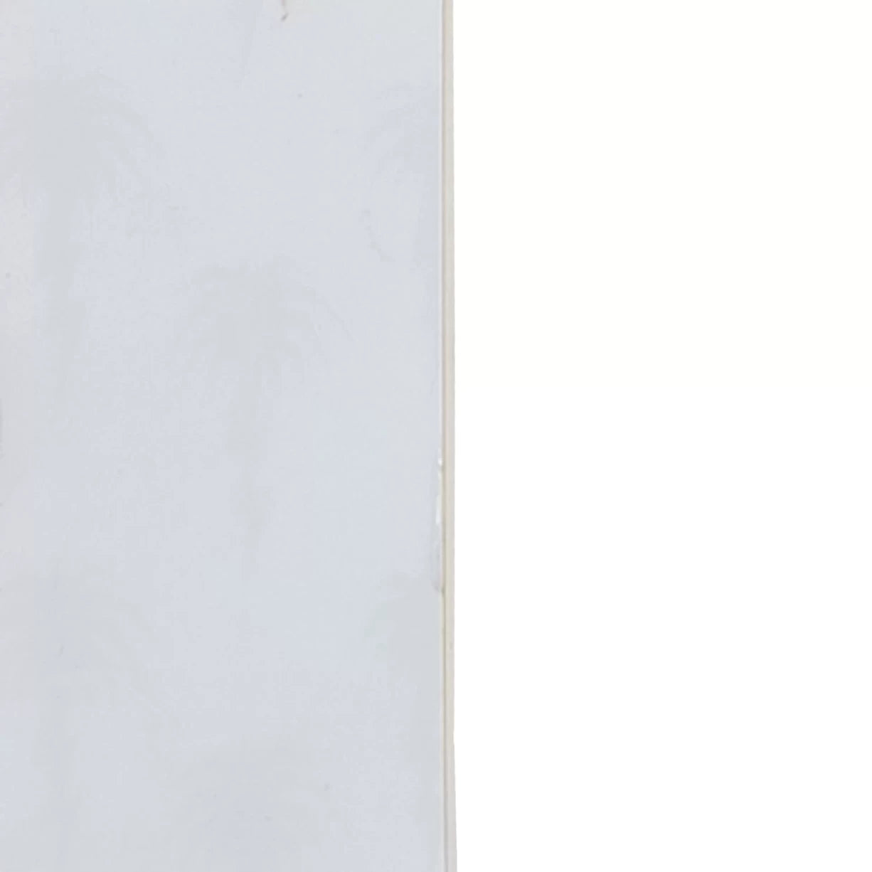 143cmWhite