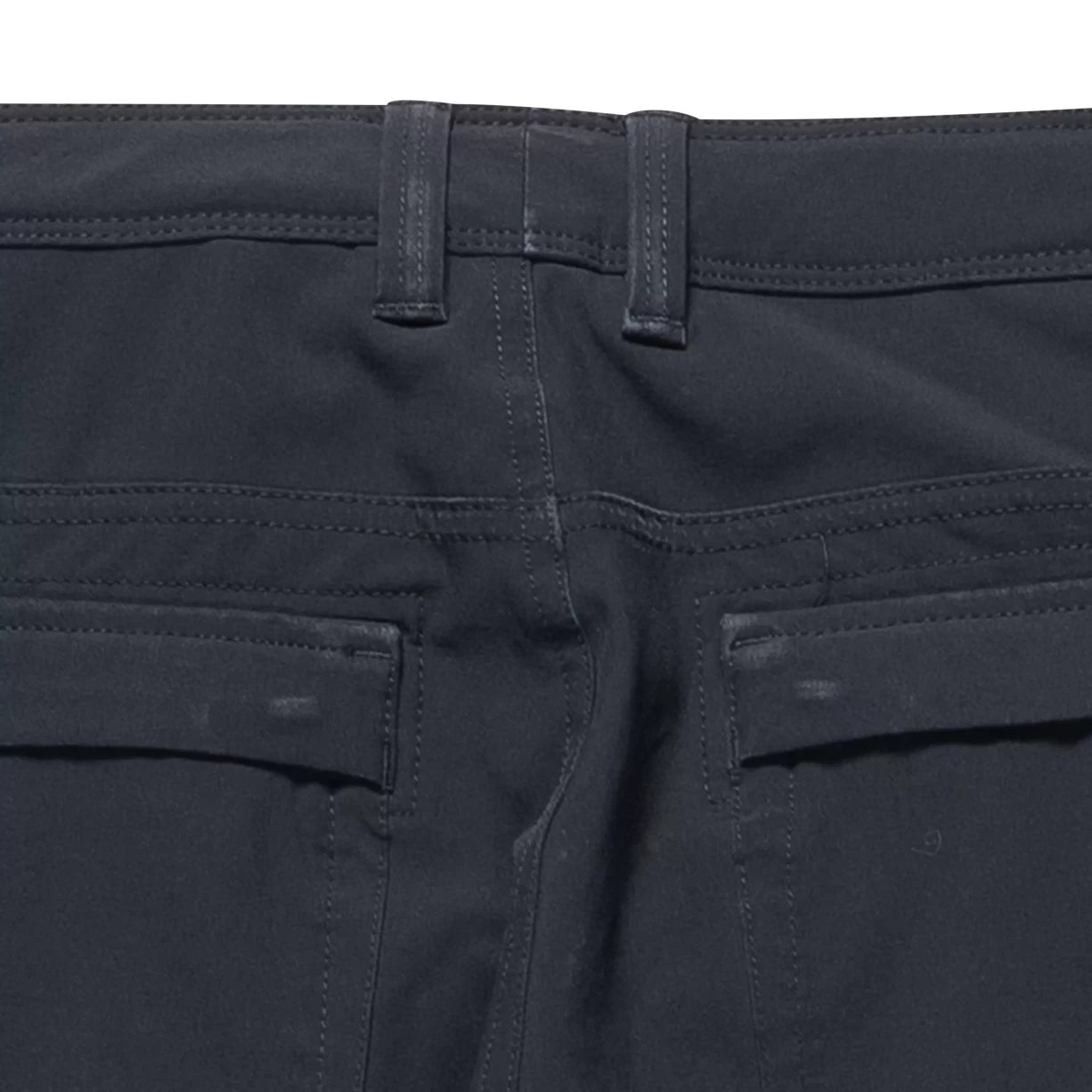 12 - ShortBlack