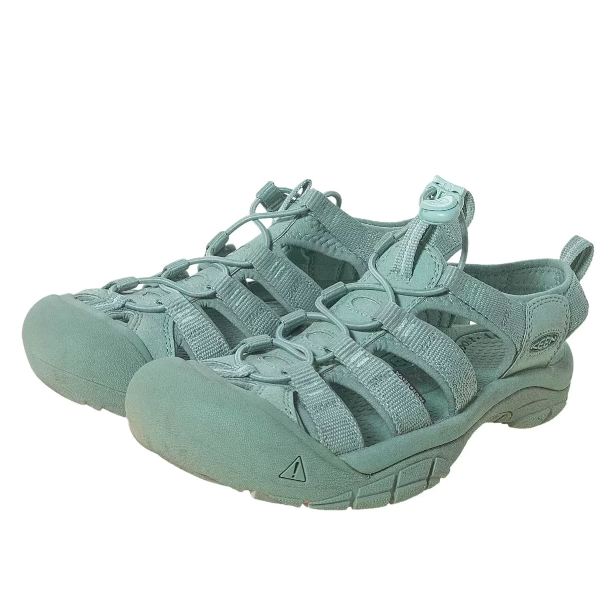 8Mint Green