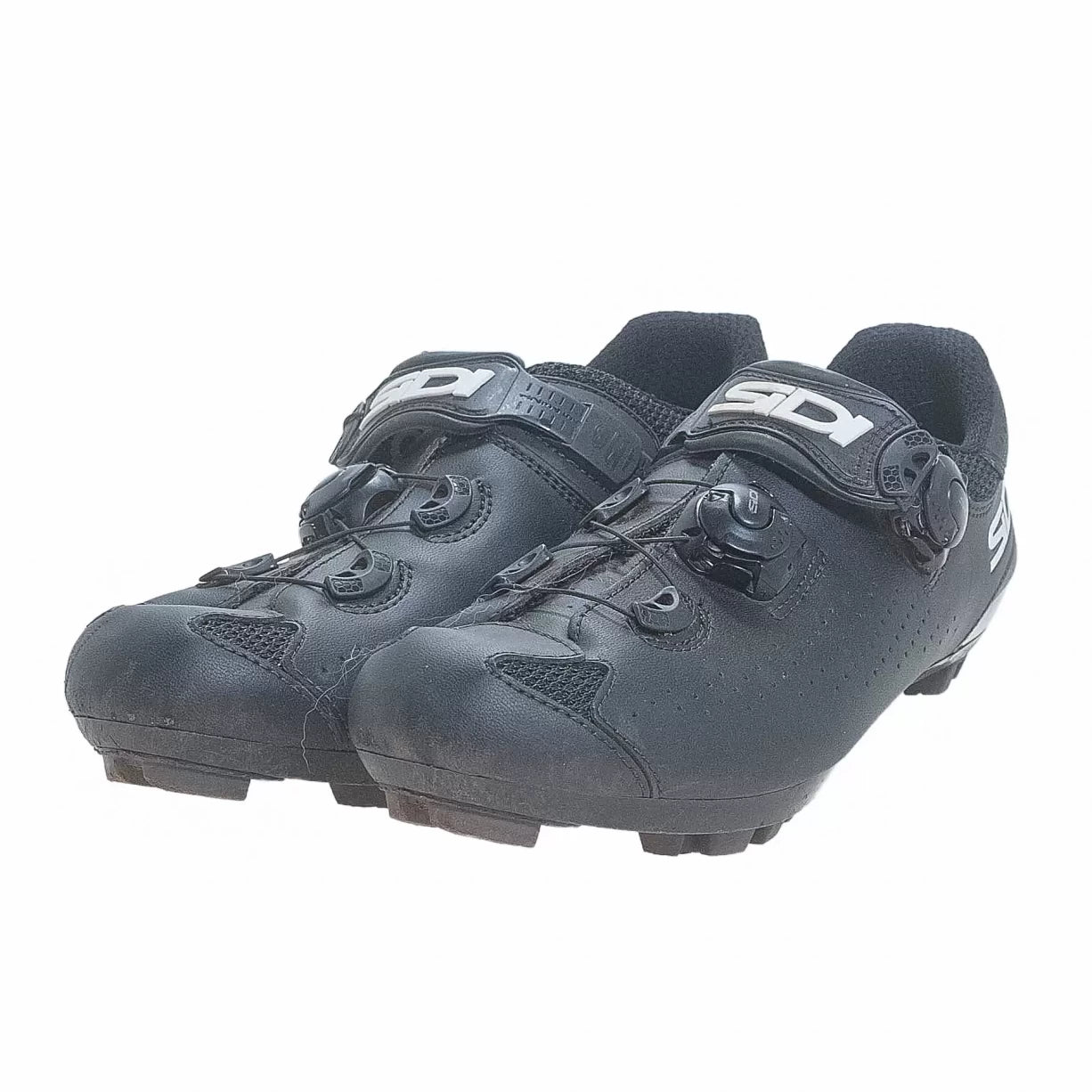39.0Black