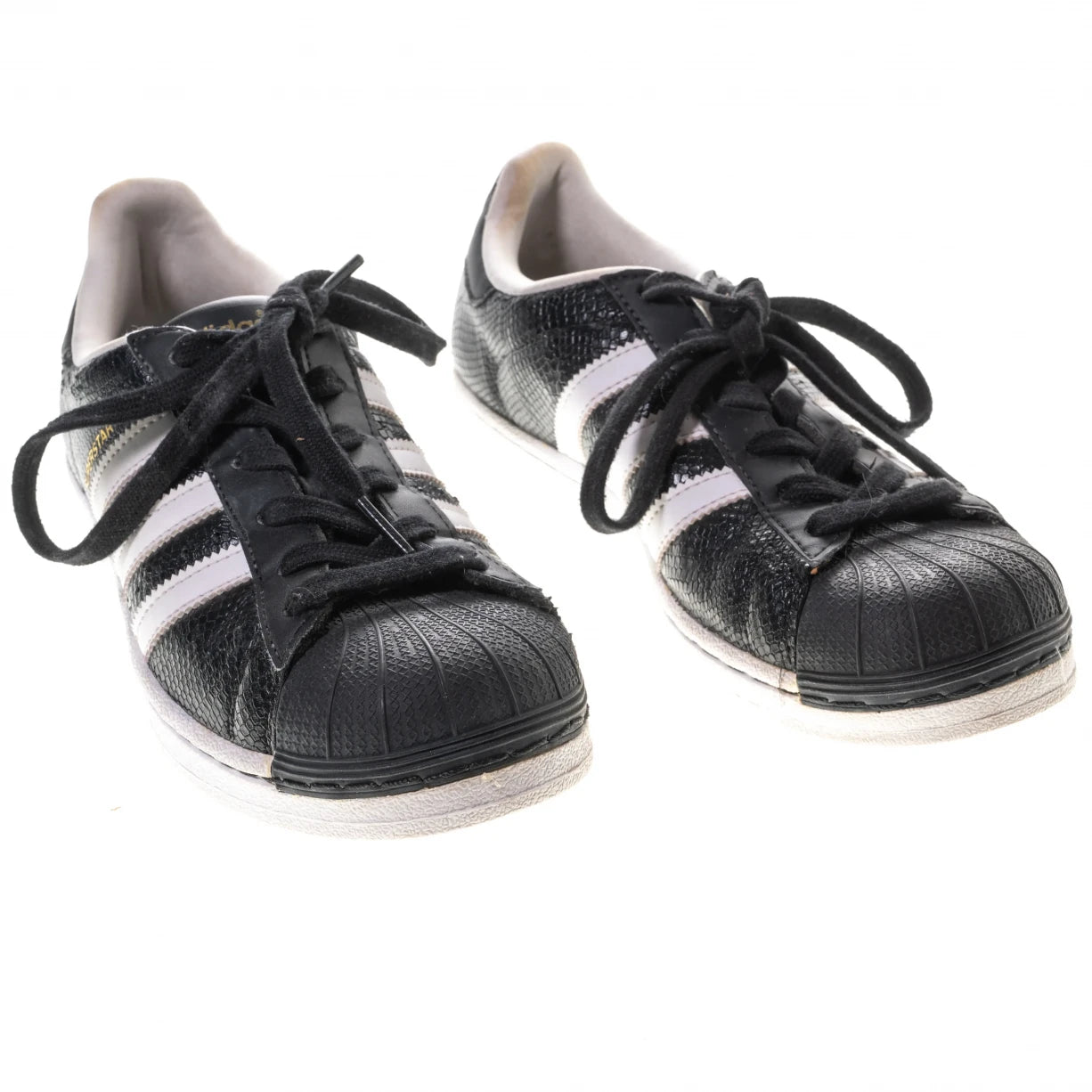 6Black/White