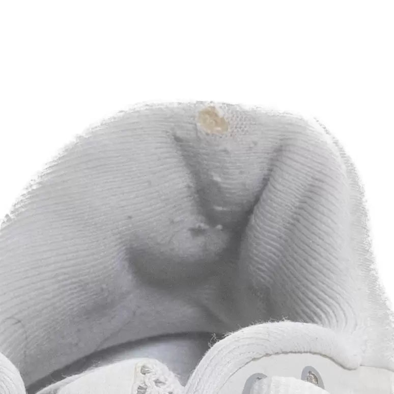 11White
