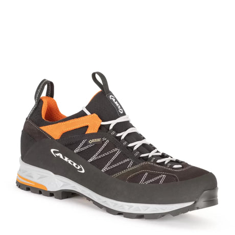 9Black/Orange
