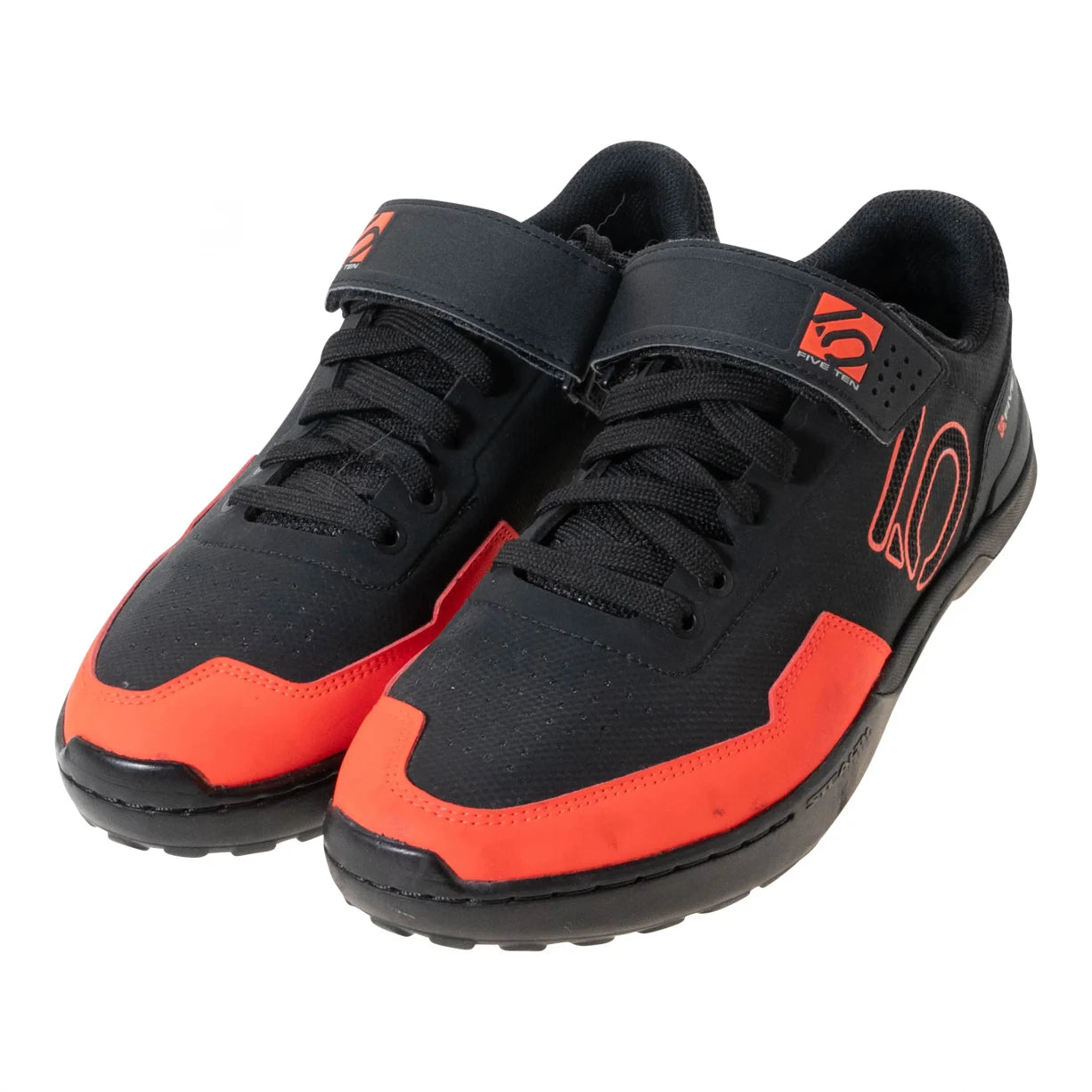 9Black/Red