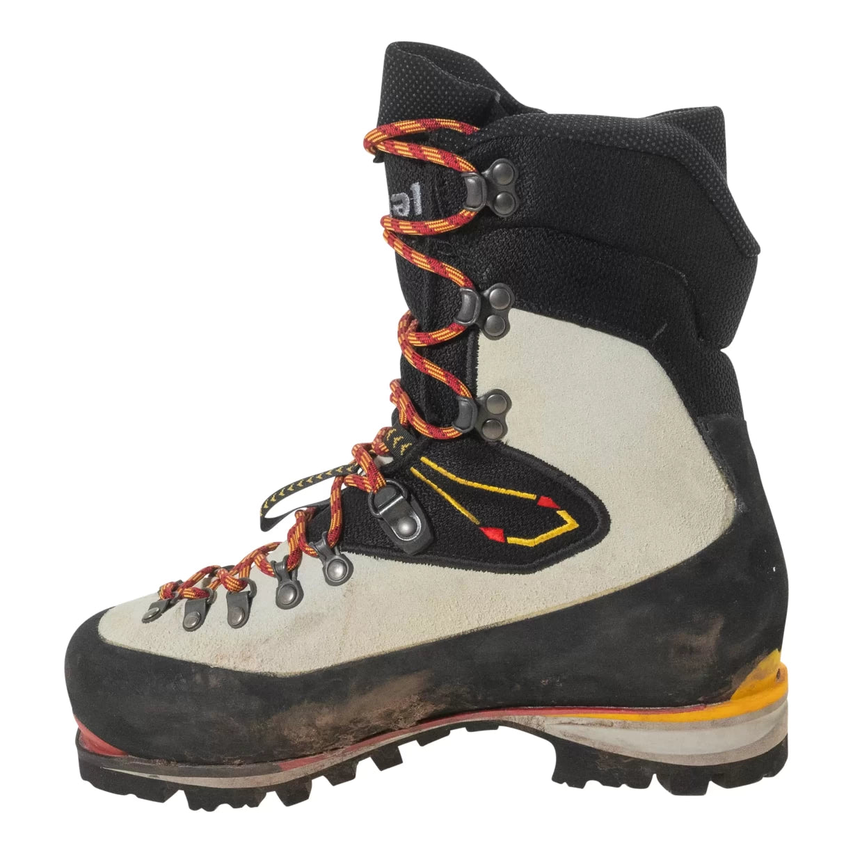 40Black/Tan