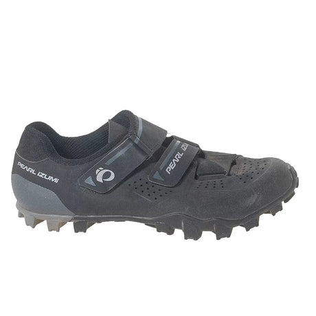 39.0Black