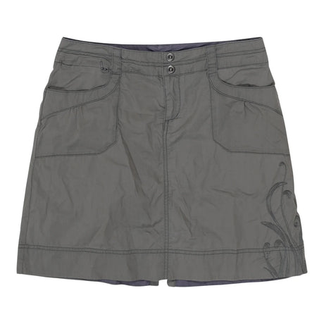 6Gray