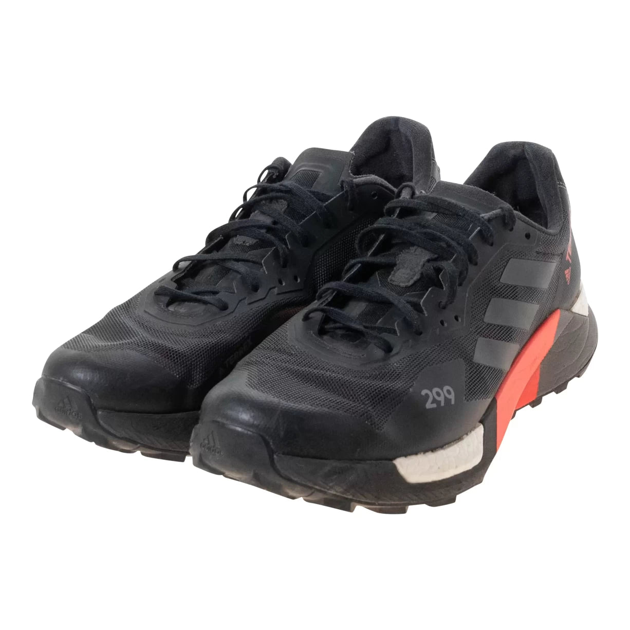 9Black / Red
