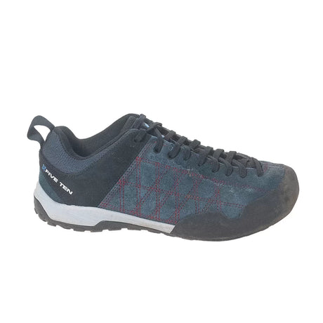 8Black/Blue